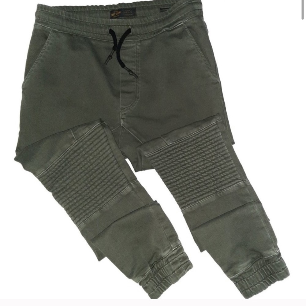Zara pants size 31